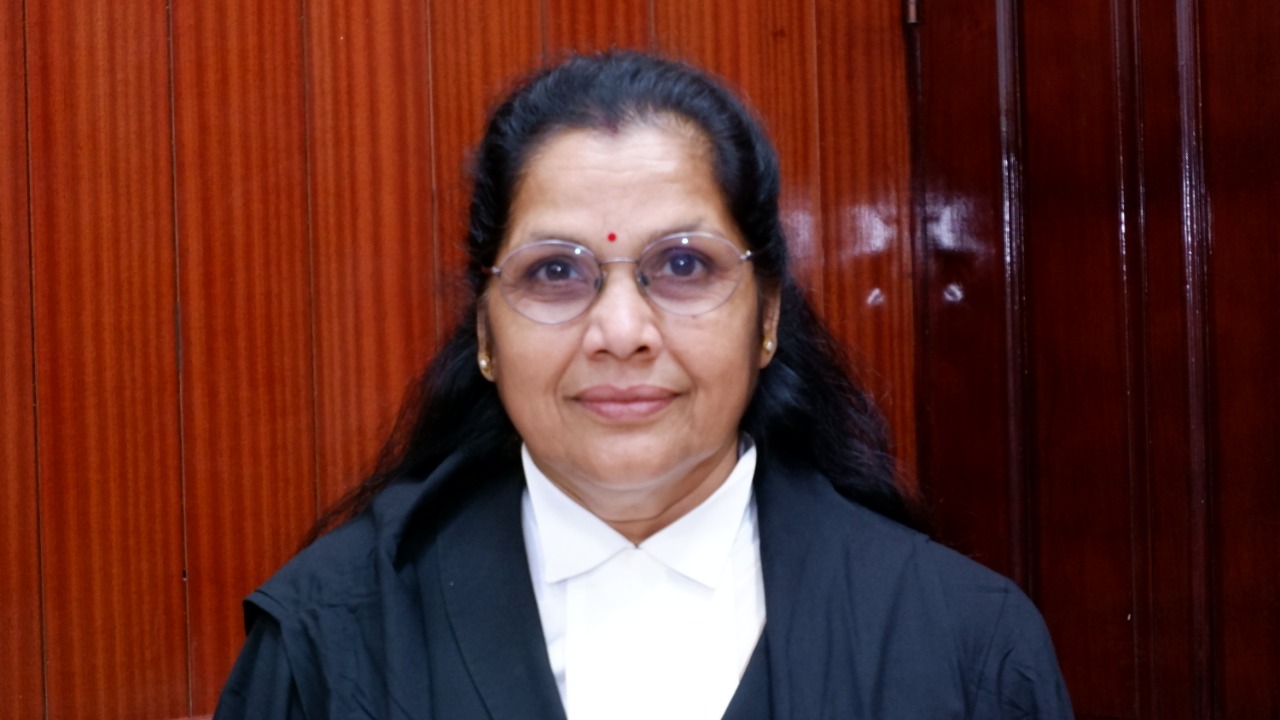 Hon’ble Mrs. Justice Saroj Yadav 