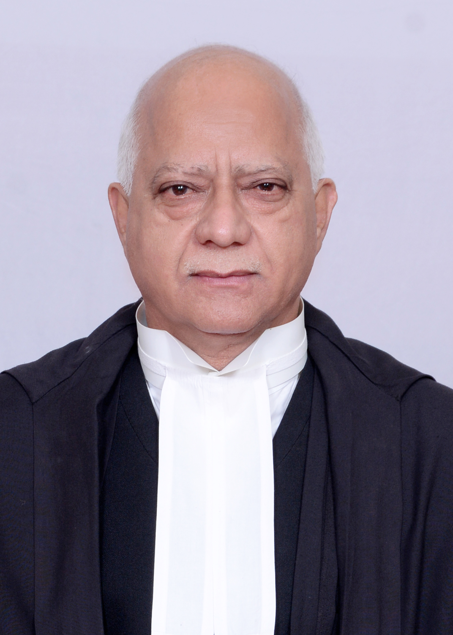 Hon’ble Mr. Justice Arun Tandon (Sr. Judge, Alld.)