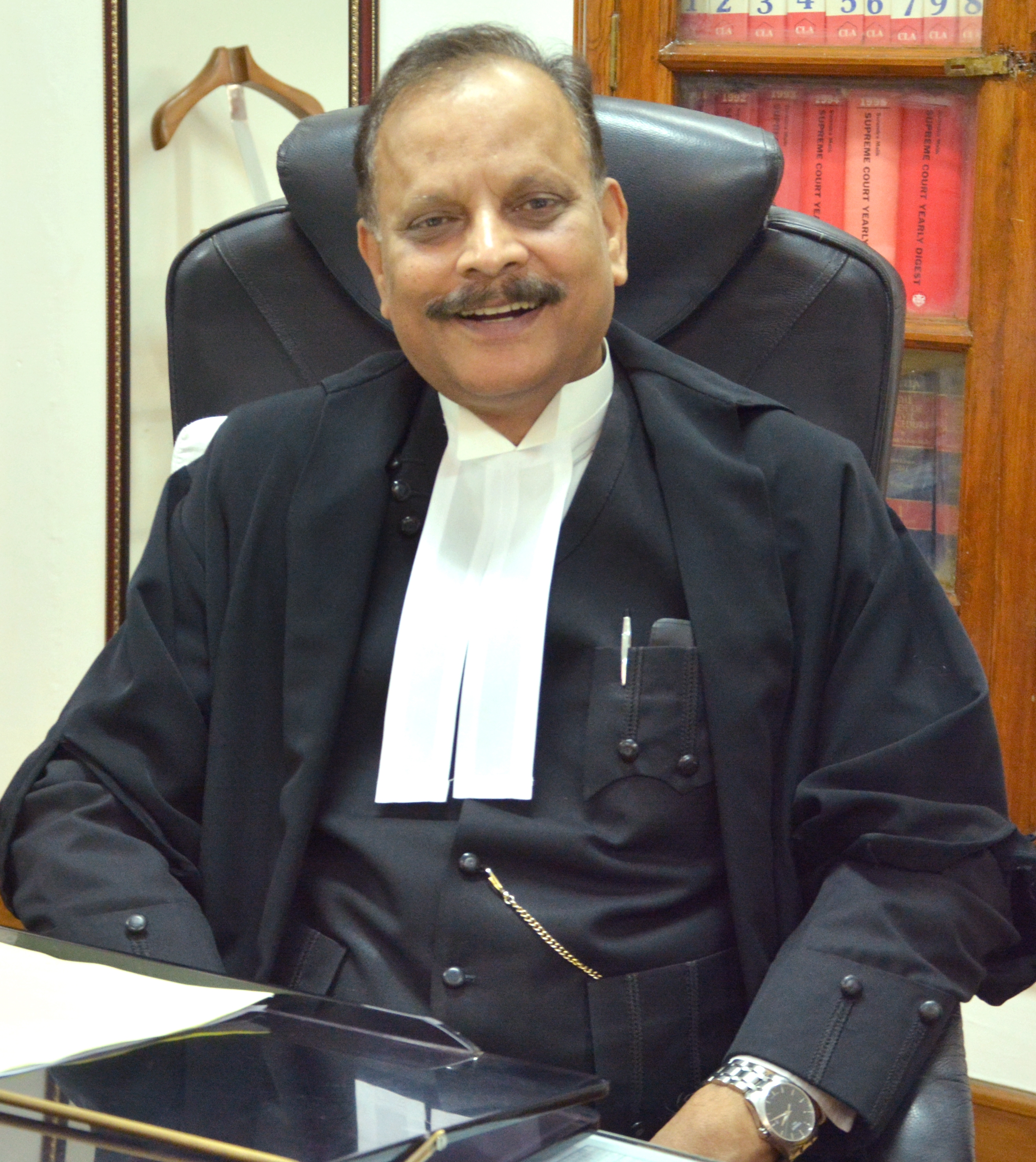 Hon’ble Mr. Justice Shashi Kant Gupta 